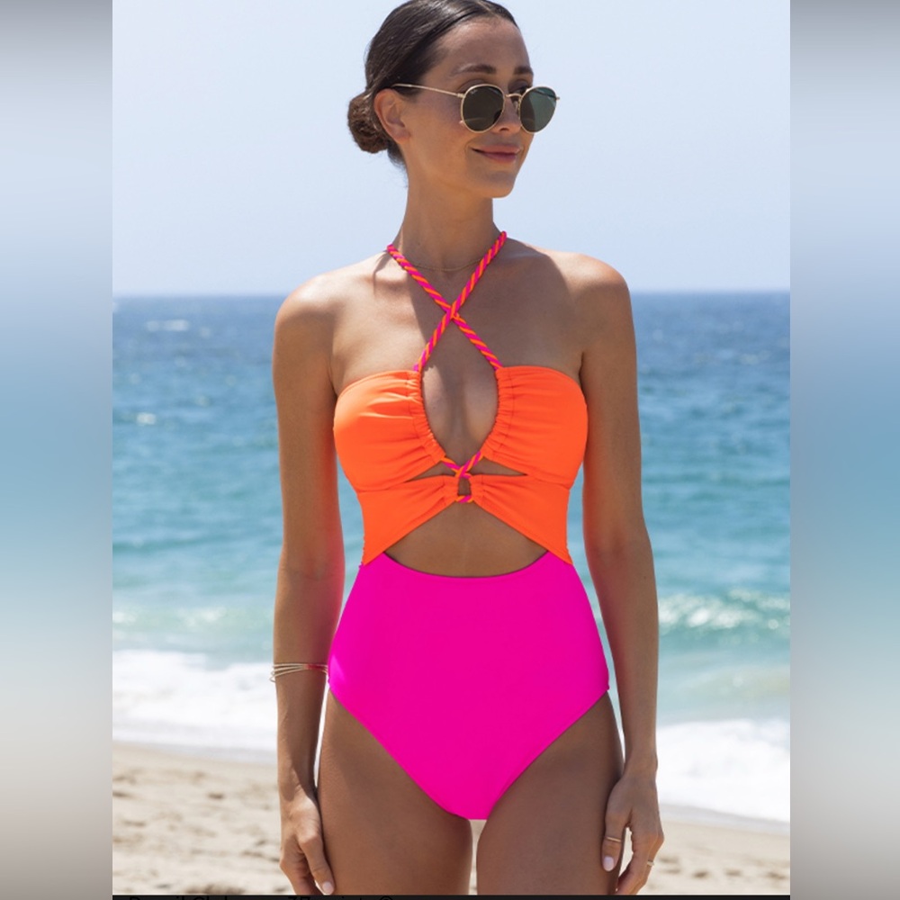 Popvil Cutout Two-Tone Halter One-Piece Swimsuit